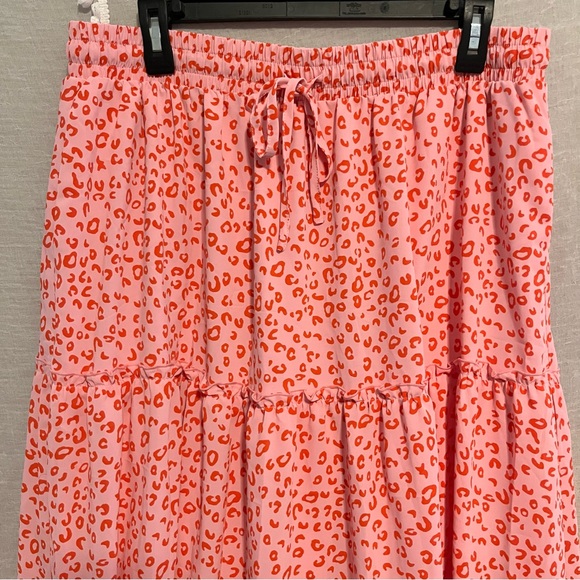Pink Tiered Maxi Skirt for Casual Resort Wear - Picture 3 of 12
